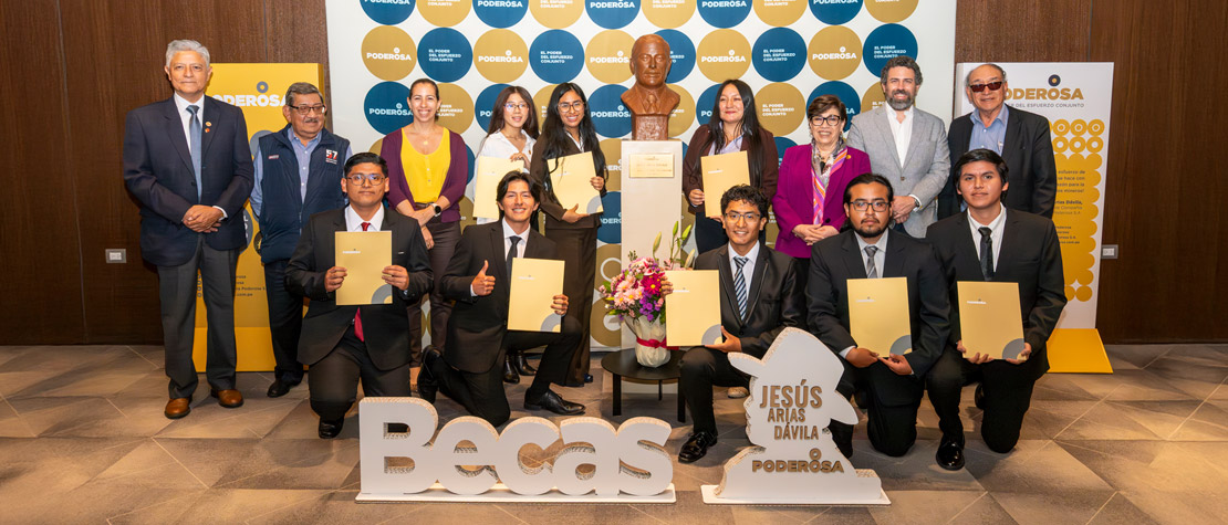 Entrega de Becas Jesús Arias Dávila: apostando por el talento y el futuro