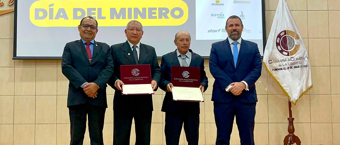 Cámara de Comercio de La Libertad celebra el Día del Minero y reconoce a dos trabajadores de Minera Poderosa por su destacada trayectoria