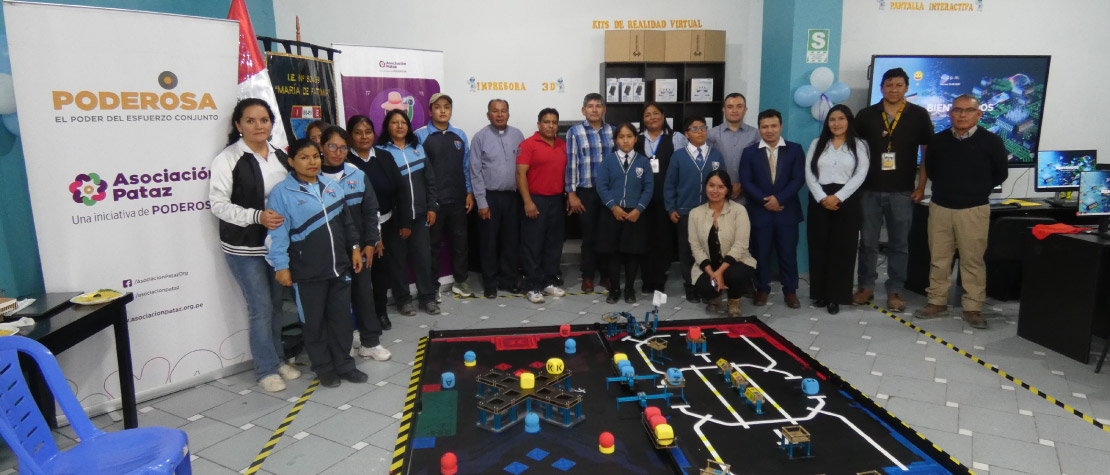 Distrito de Pataz reduce brecha digital educativa: minera Poderosa equipa la sala de innovación más moderna de la provincia