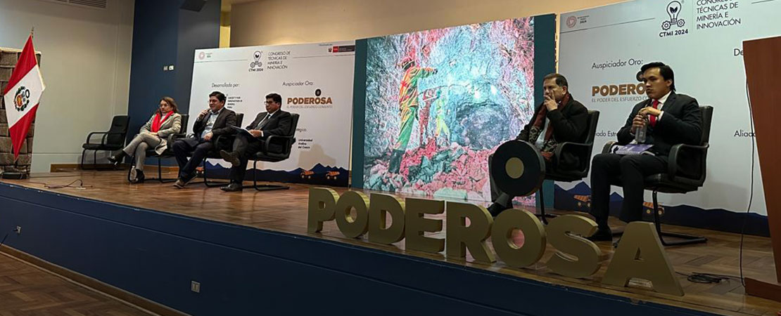 PODEROSA comparte su experiencia en el Congreso
