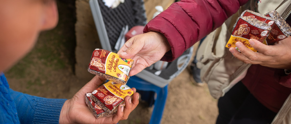 Empoderando a las comunidades de Pataz y Chugay: Nutribarra Andina previene anemia infantil