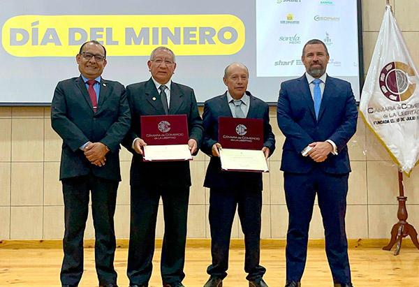 Cámara de Comercio de La Libertad celebra el Día del Minero y reconoce a dos trabajadores de Minera Poderosa por su destacada trayectoria
