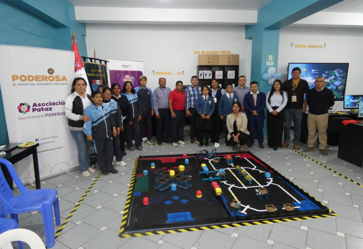 Distrito de Pataz reduce brecha digital educativa: minera Poderosa equipa la sala de innovación más moderna de la provincia